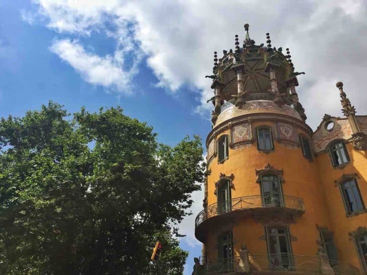 What To Do In Barcelona For 3 Days Banner