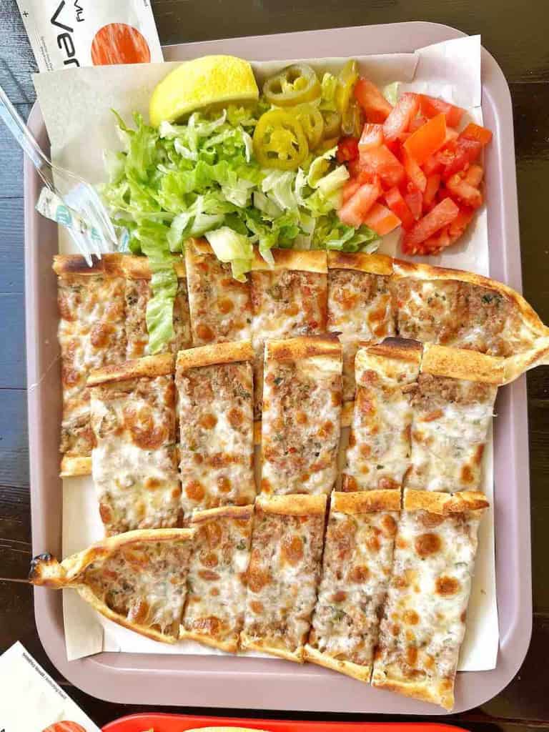 Palamutbükü Restaurants