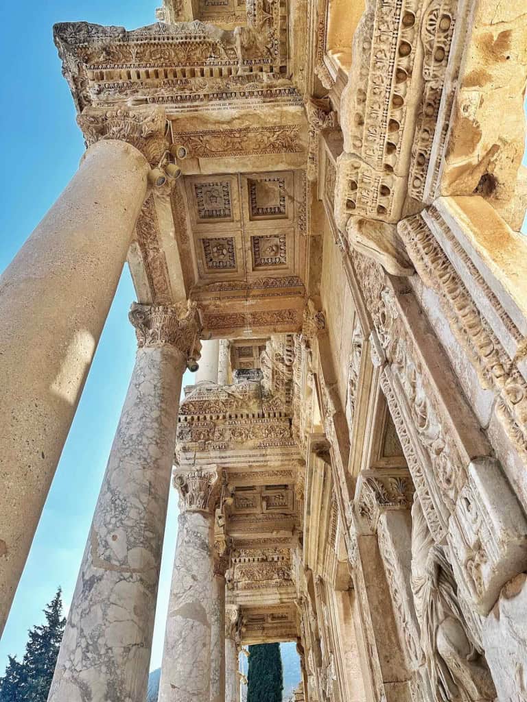 Library of Celsus details