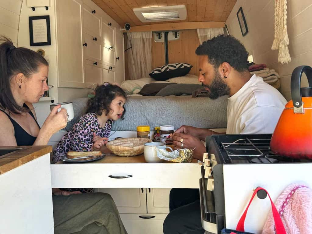 valise mealtime